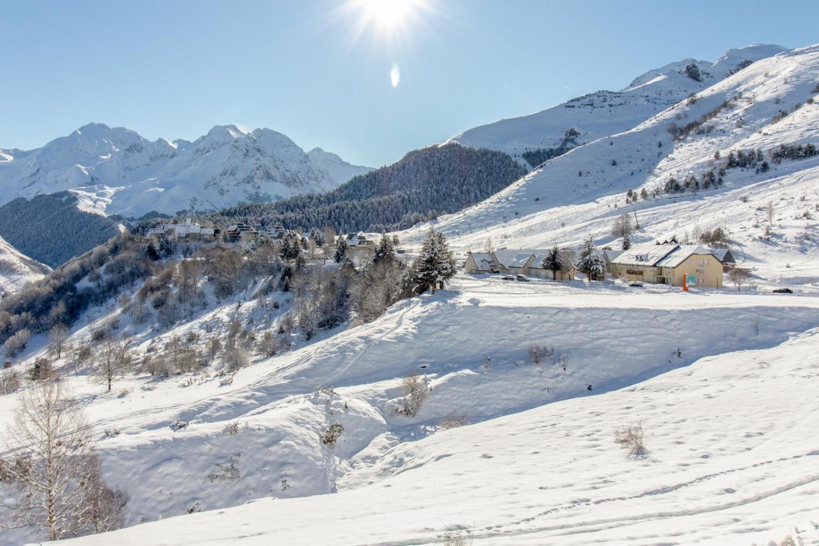 Les Gourgs Blancs - 80M Des Pistes - 6 Personnes Apartamento Génos Exterior foto